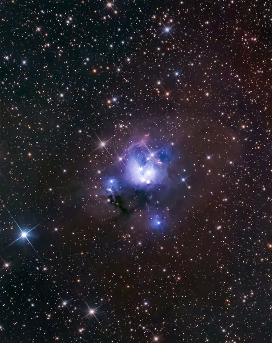 NGC 7129: La nursery stellare