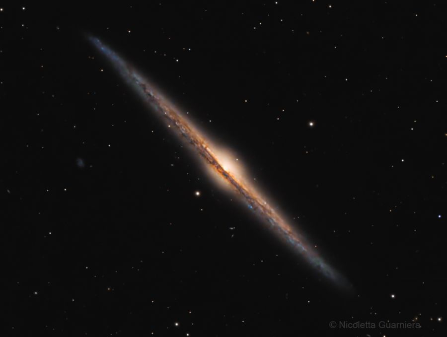 NGC 4565 La Galassia Ago