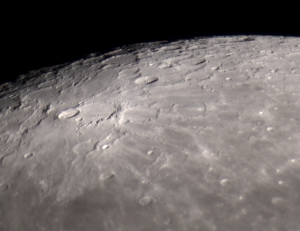 Luna, crateri Anaxagoras, Goldschmidt e Barrow