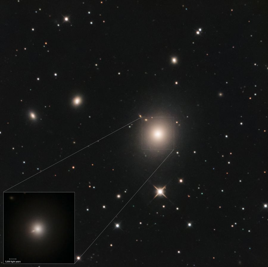 La galassia M87 e il getto relativistico del buco nero