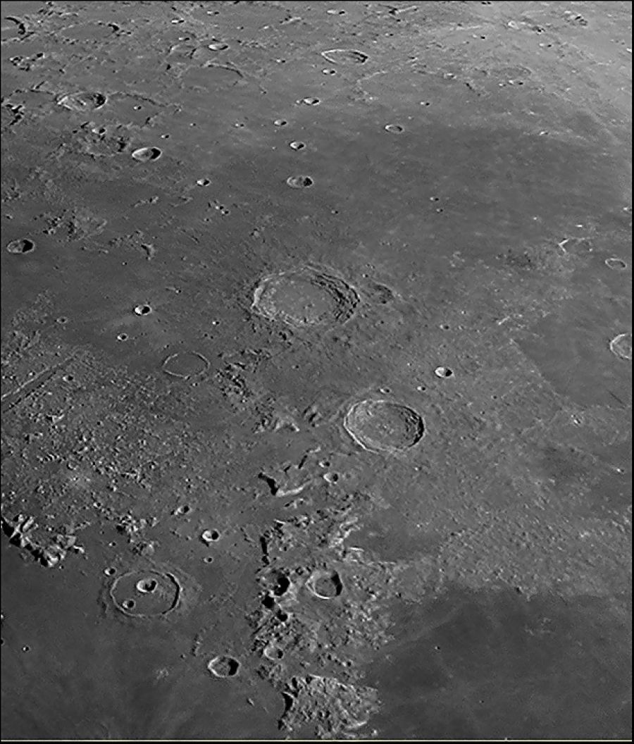 Luna: Aristoteles e Eudoxus