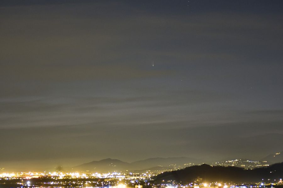 Cometa Pan-Starrs tra le nuvole