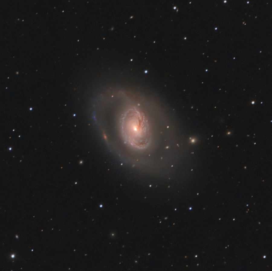 SPIRAL GALAXY MESSIER 96 (noto anche come M96 o NGC 3368)