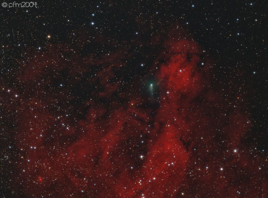 Cometa C/2017 T2 Panstarrs in SH2-205