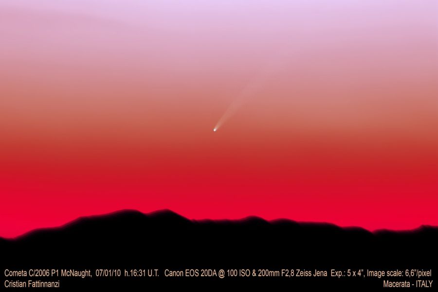 Cometa Mcnaught