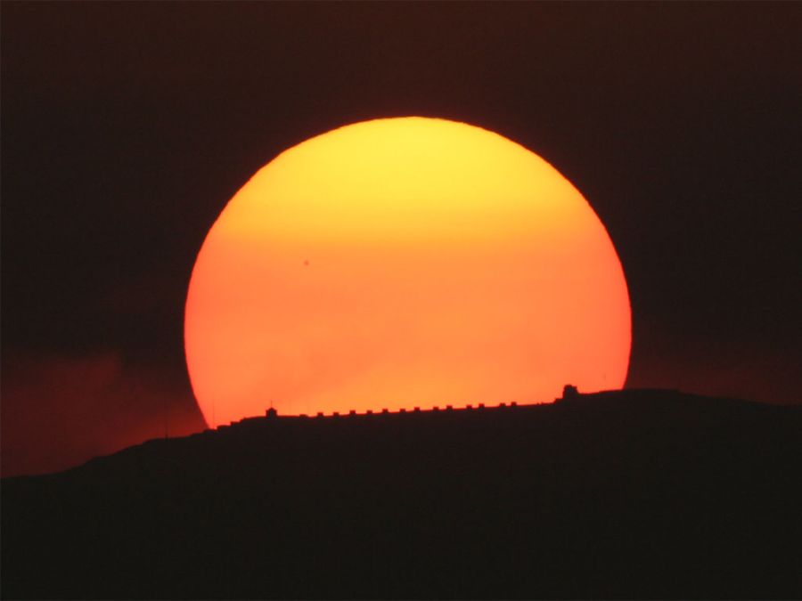 Tramonto sul sacrario militare del monte Grappa