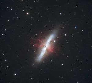 M82 Galassia Sigaro