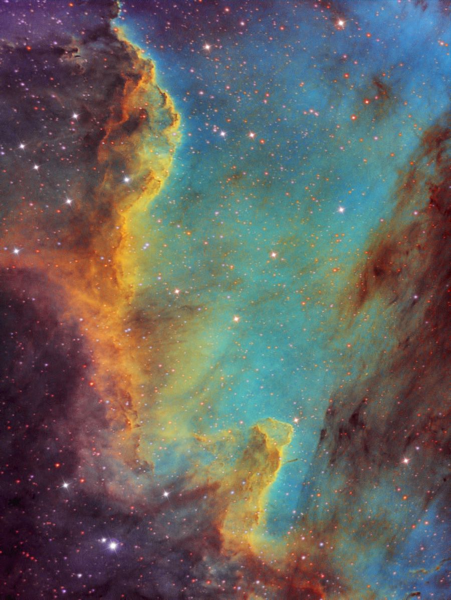 Cygnus Wall Hubble pallette