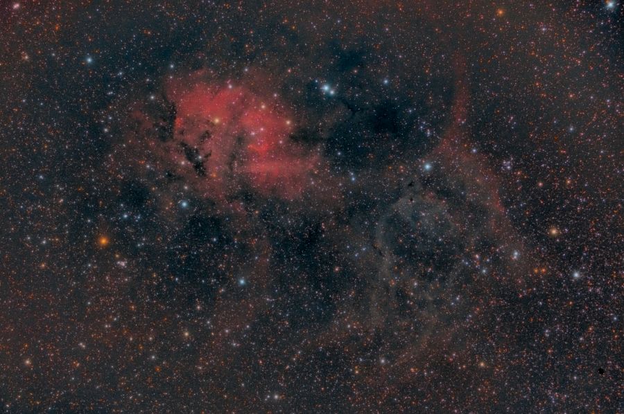 Sh2-132 – LBN 473 (Il Leone del Cepheus)