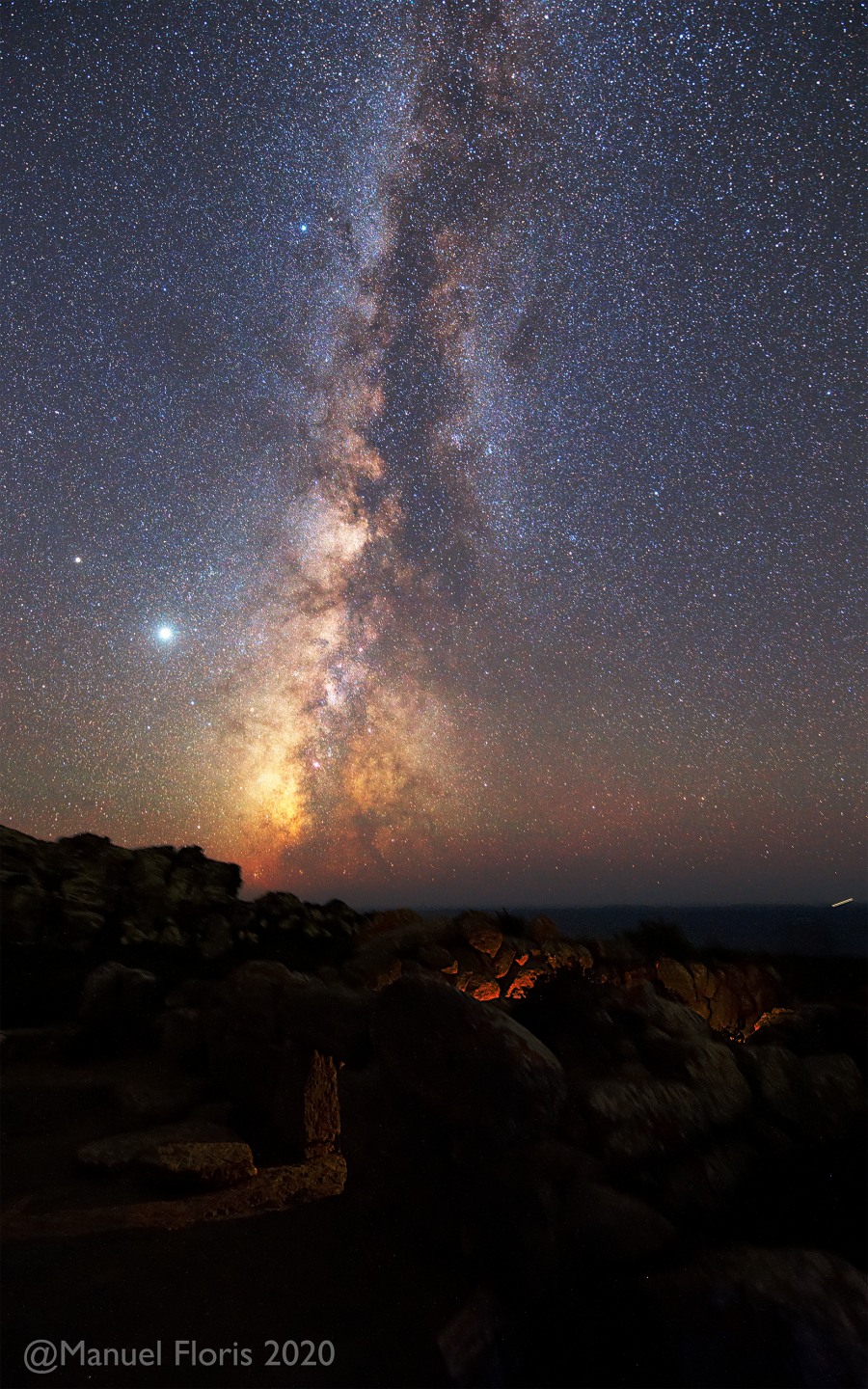 La Via Lattea dalla Tomba dei Giganti di Niu de su Crobu