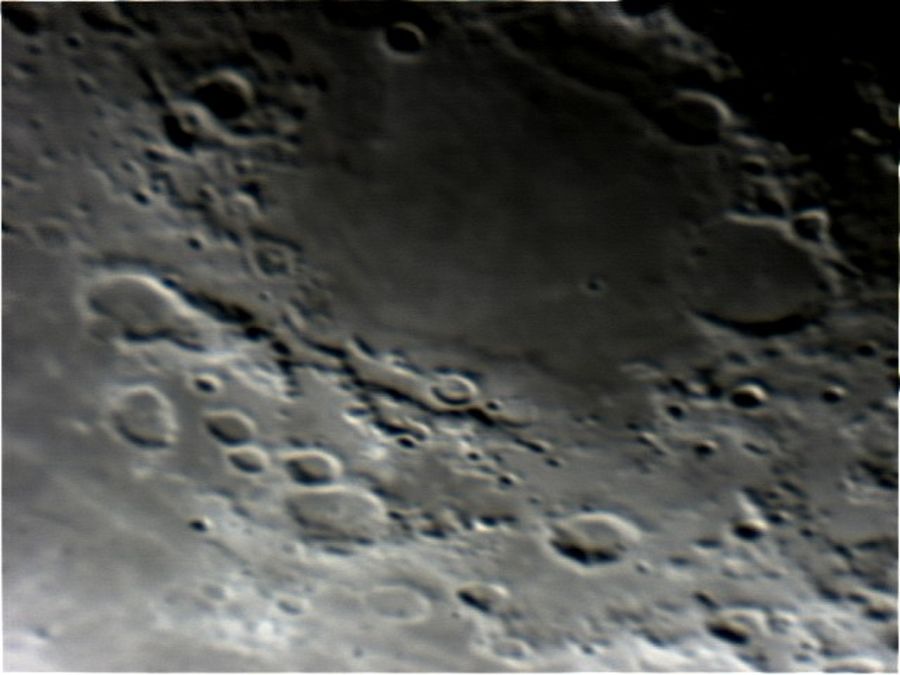 Crateri e Mari lunari in penombra