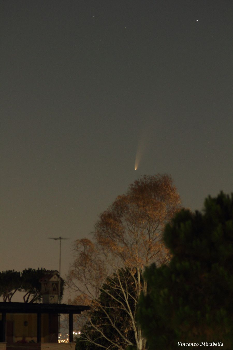 La cometa C/2020 F3 NEOWISE