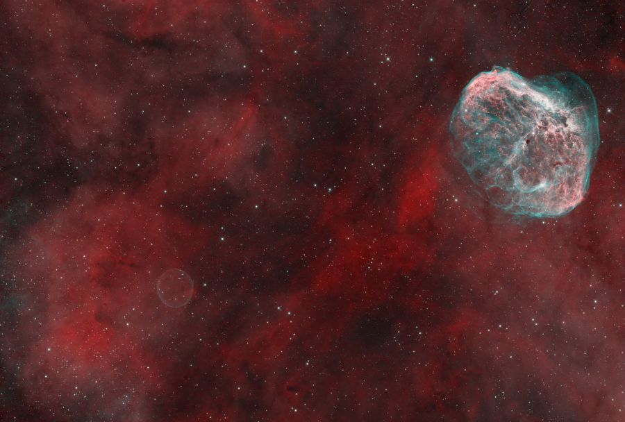 Nebulosa Crescente e Bolla di Sapone