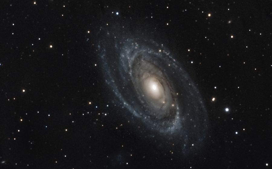 M81 NGC3031 Bode’s Galaxy