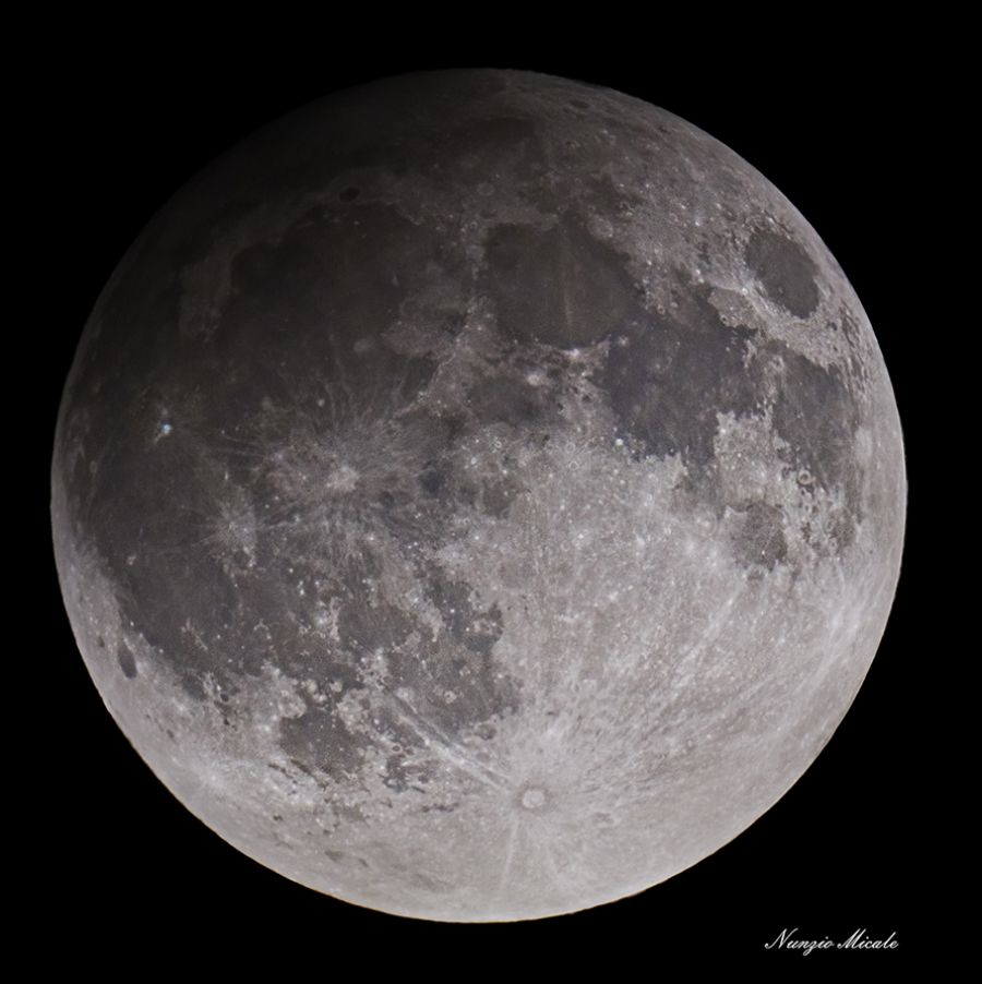 Eclissi lunare penombrale