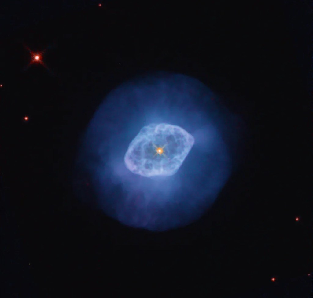 NGC 6891 catturata da Hubble.