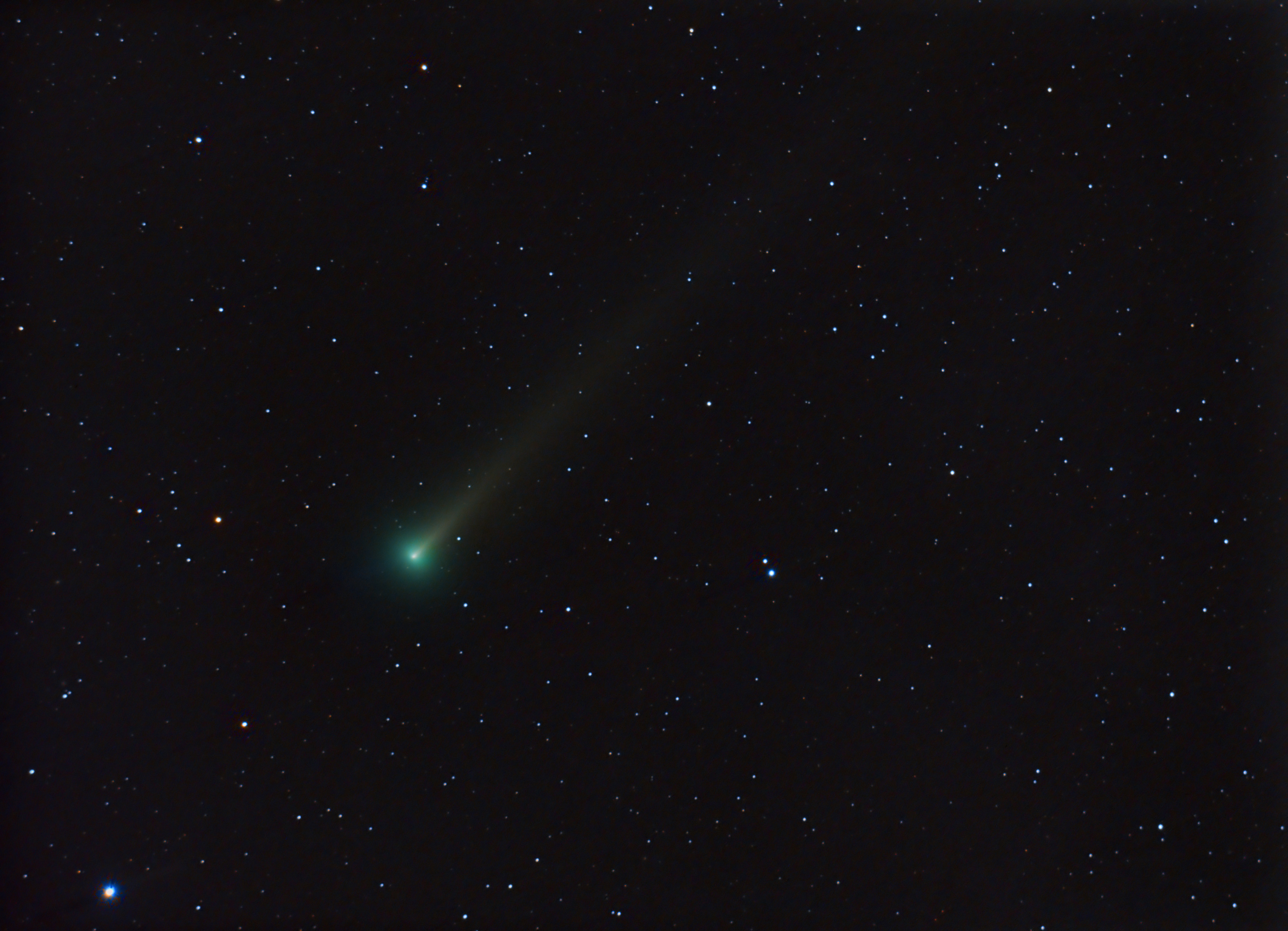 10 Comete - C/2021 A1 Leonard